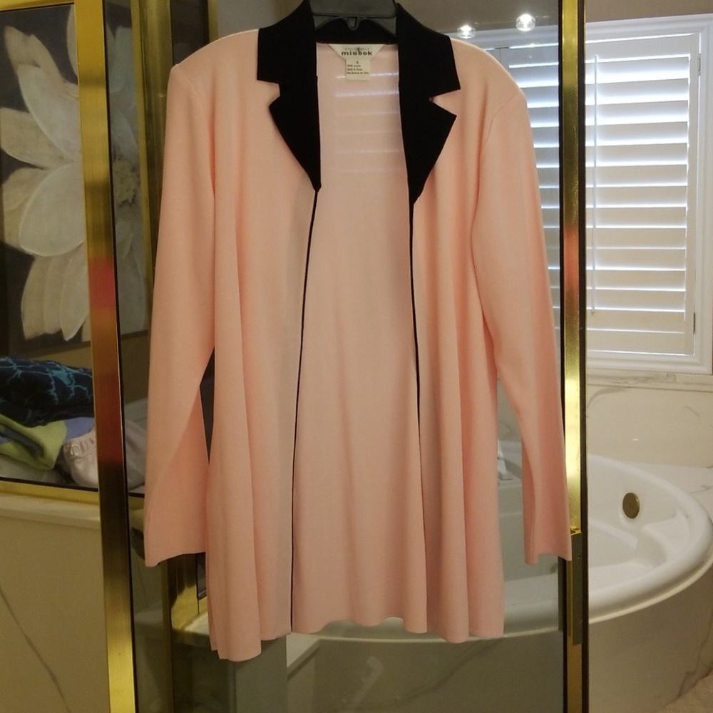 EXCLUSIVELY MISOOK gorgeous like new long jacket
